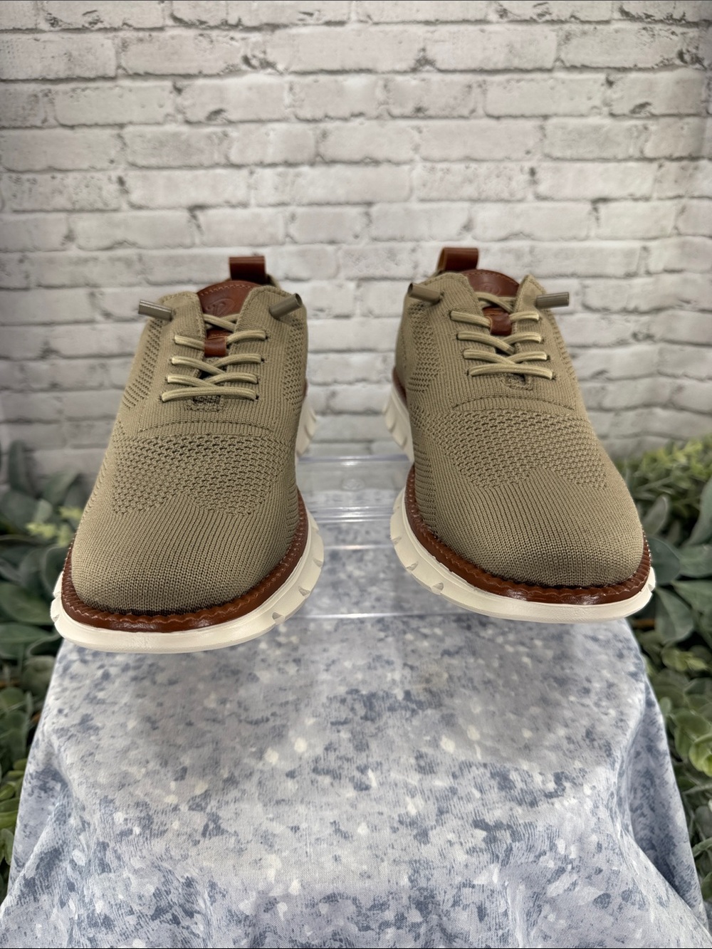 LEISURE “Wear Breeze” Taupe Stretch-Knit Ultra Light Casual Oxfords Mens 7.5M - Picture 2 of 11